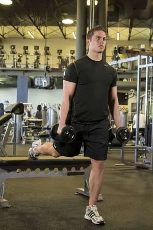 Bulgarian split squat, start position